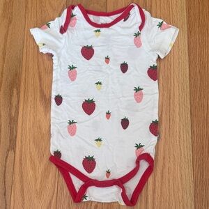 Kyte BABY Strawberry 🍓 Bodysuit